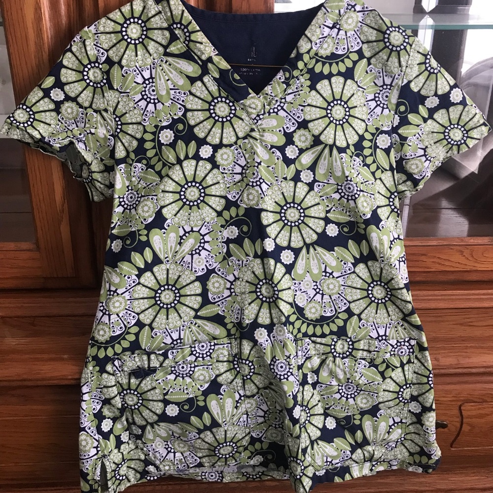 Scrub Top